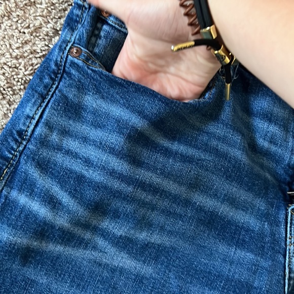 American eagle Dark Wash Jeans - Picture 3 of 6